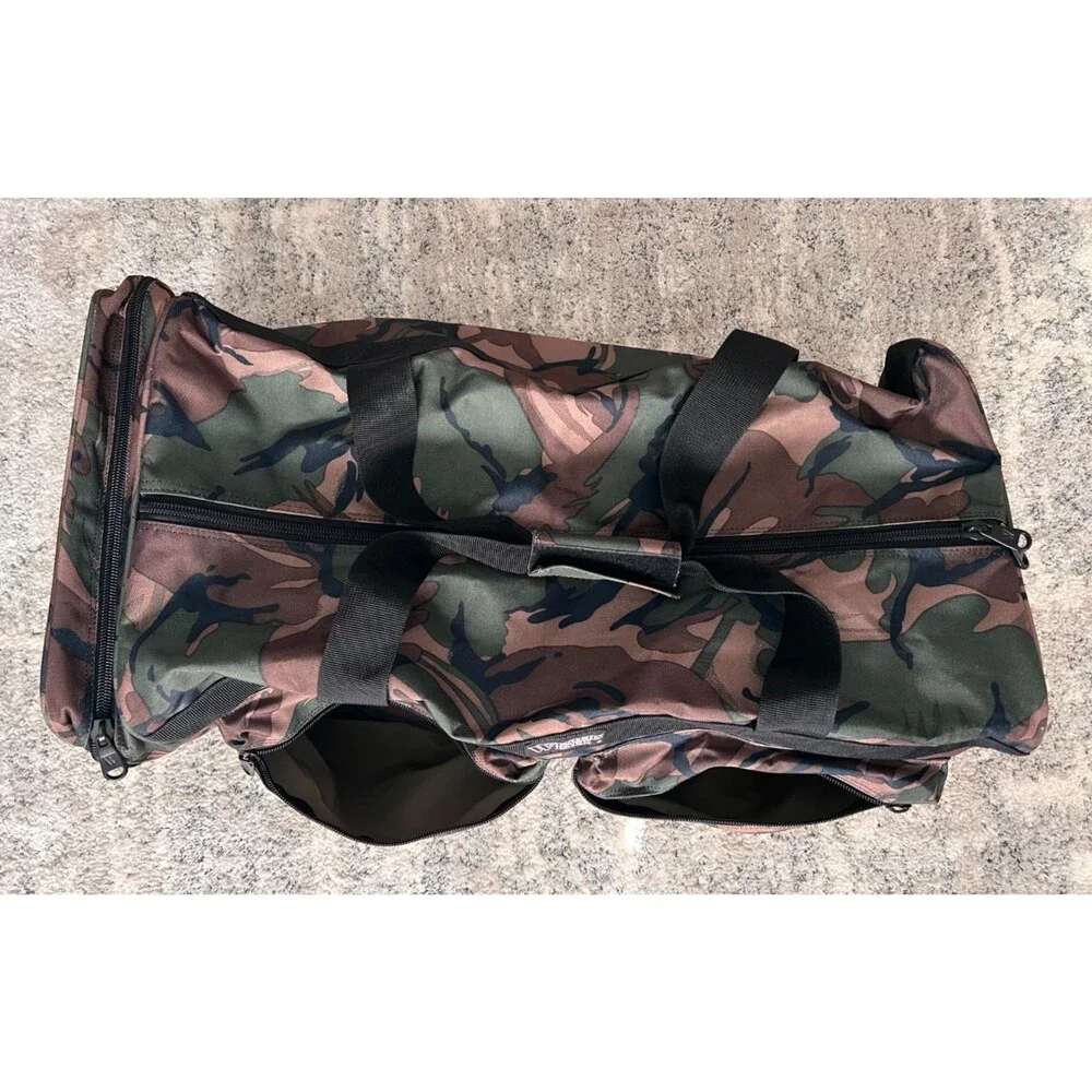 WESTERN PACK Duffle Travel Bag X-LARGE 26x14x13 Camo Hunting Outdoor Gear EUC